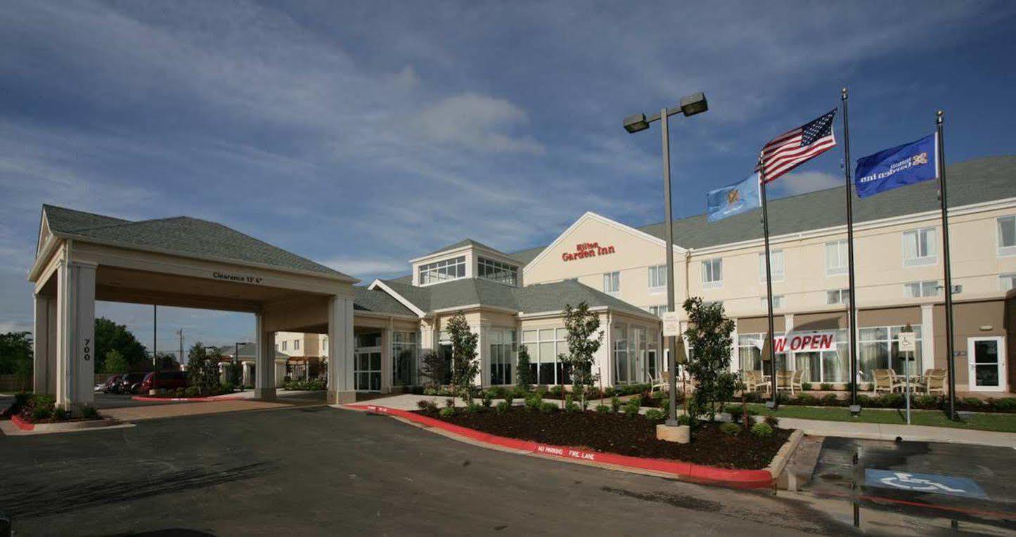Hilton Garden Inn Norman Extérieur photo